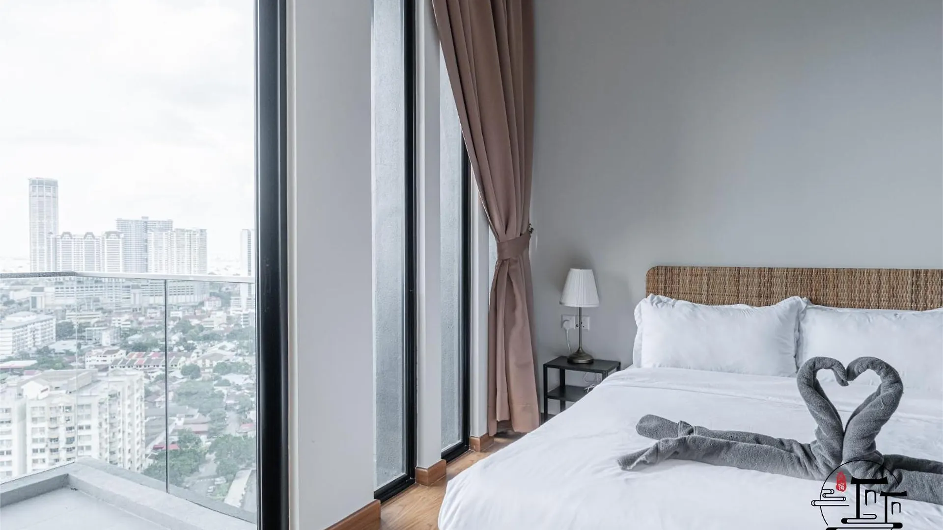 Beacon Executive Suites George Town